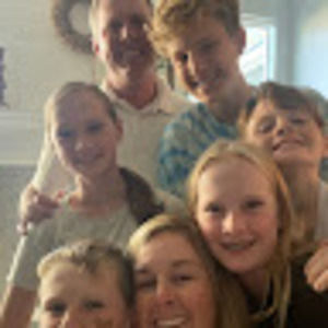 Meet your Posher, Alicia